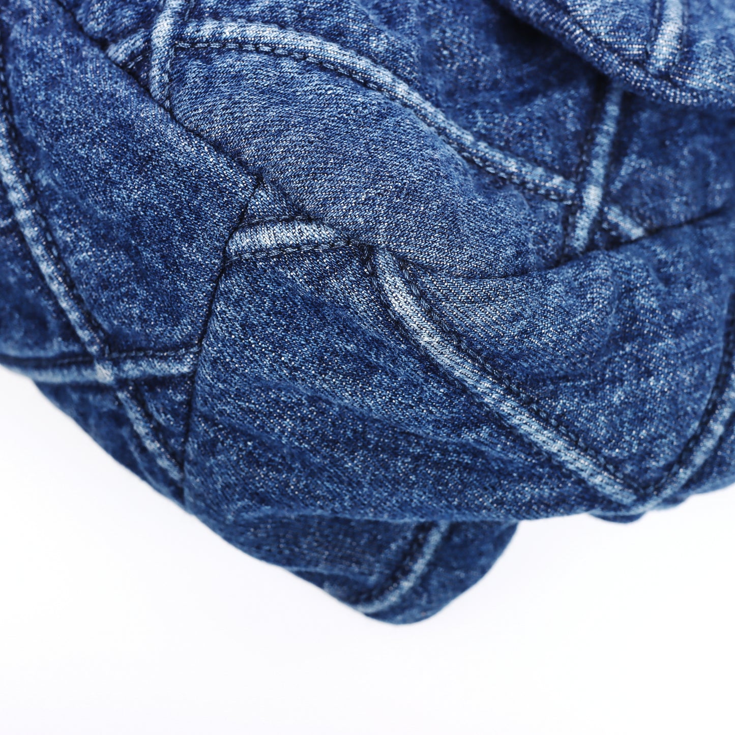 Pre-Owned Chanel 19 Large Size Blue Quilted Denim Shoulder Bag 59062679 L