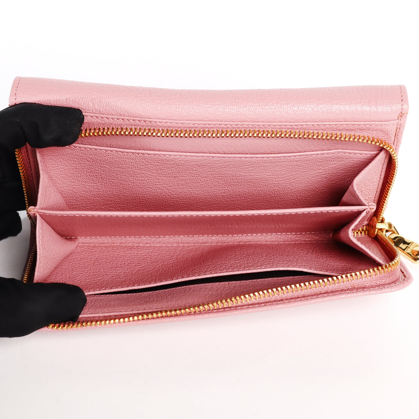 Pre-Owned Miu Miu Pink Grained Calfskin Long Wallet 59736587