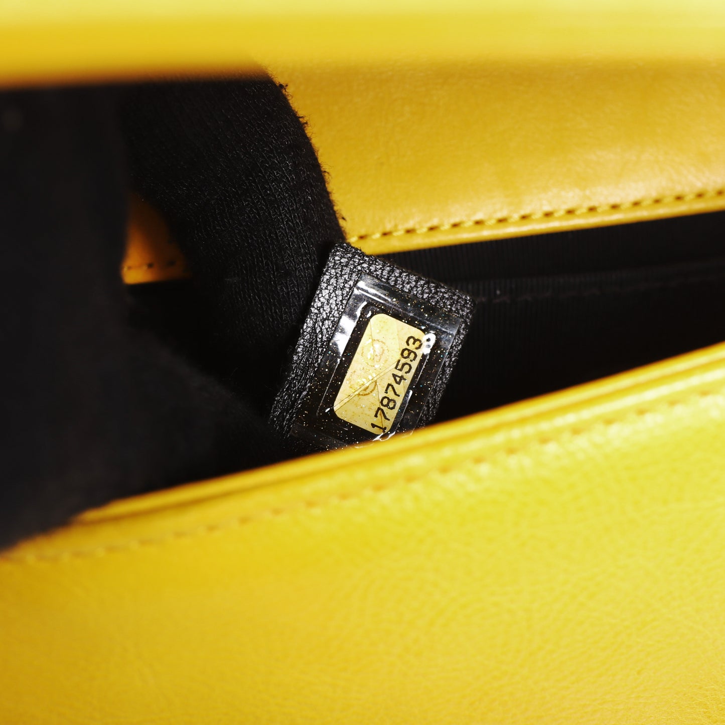 Pre-Owned Chanel Le Boy Small Size Yellow Calfskin Shoulder Bag 60849146 L