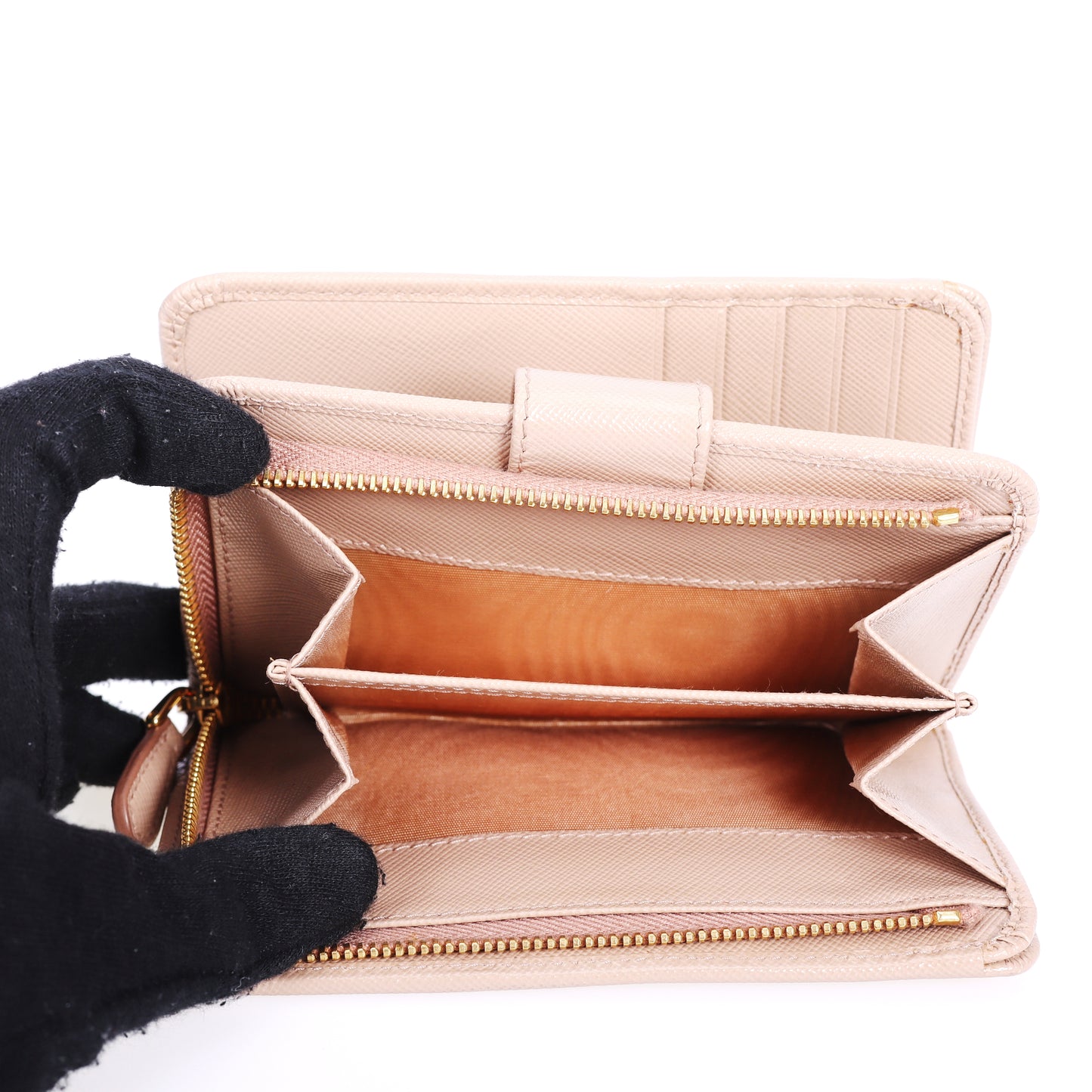 Pre-Owned Prada Pink Calfskin Wallet 61098174