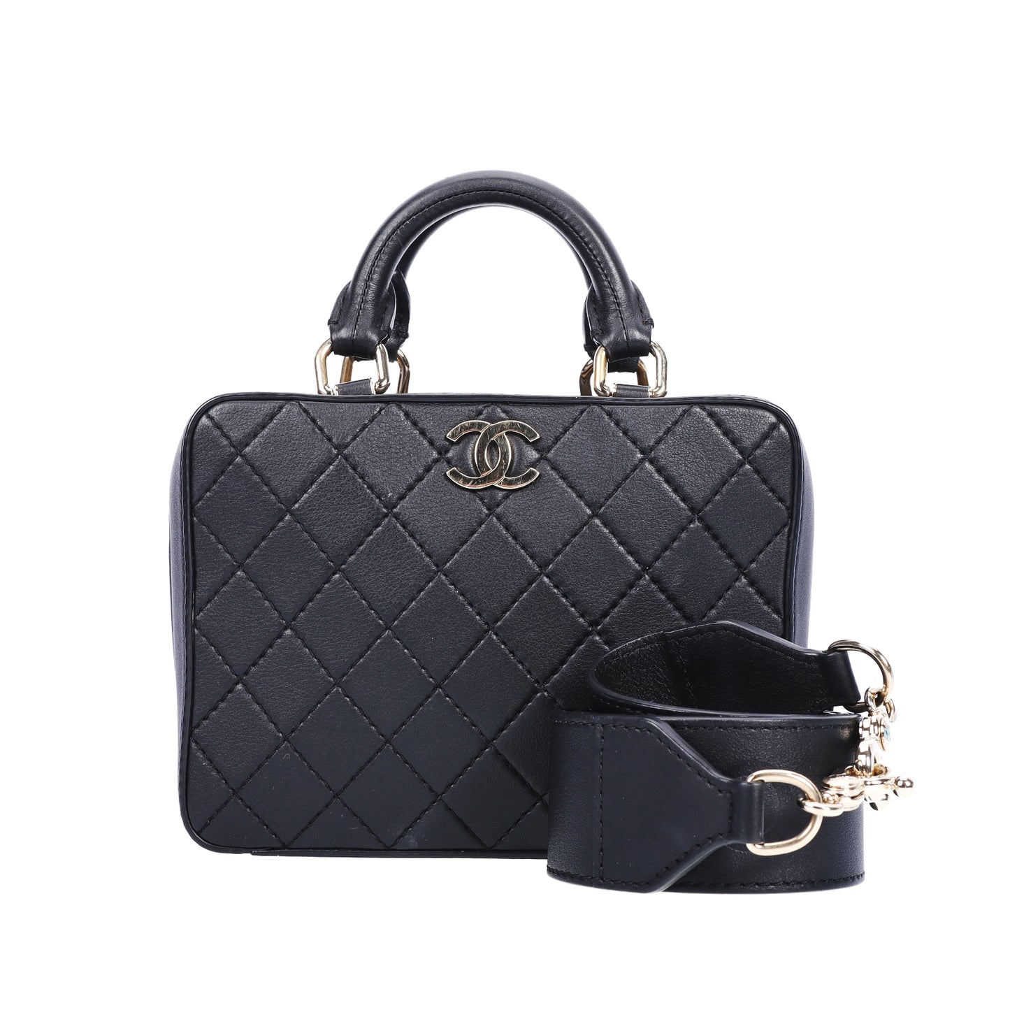 Pre-Owned Chanel Travel Vanity Case Black Quilted Calfskin Shoulder Bag 62621941