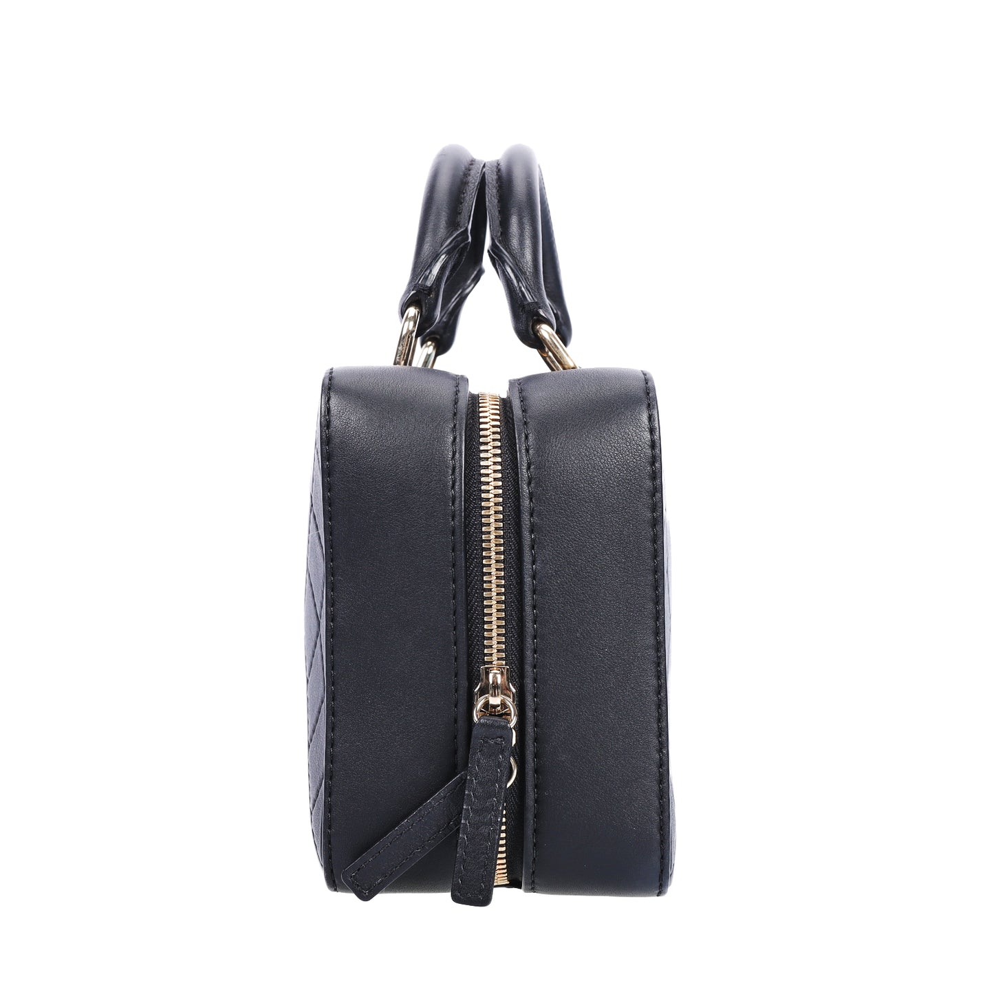 Pre-Owned Chanel Travel Vanity Case Black Quilted Calfskin Shoulder Bag 62621941