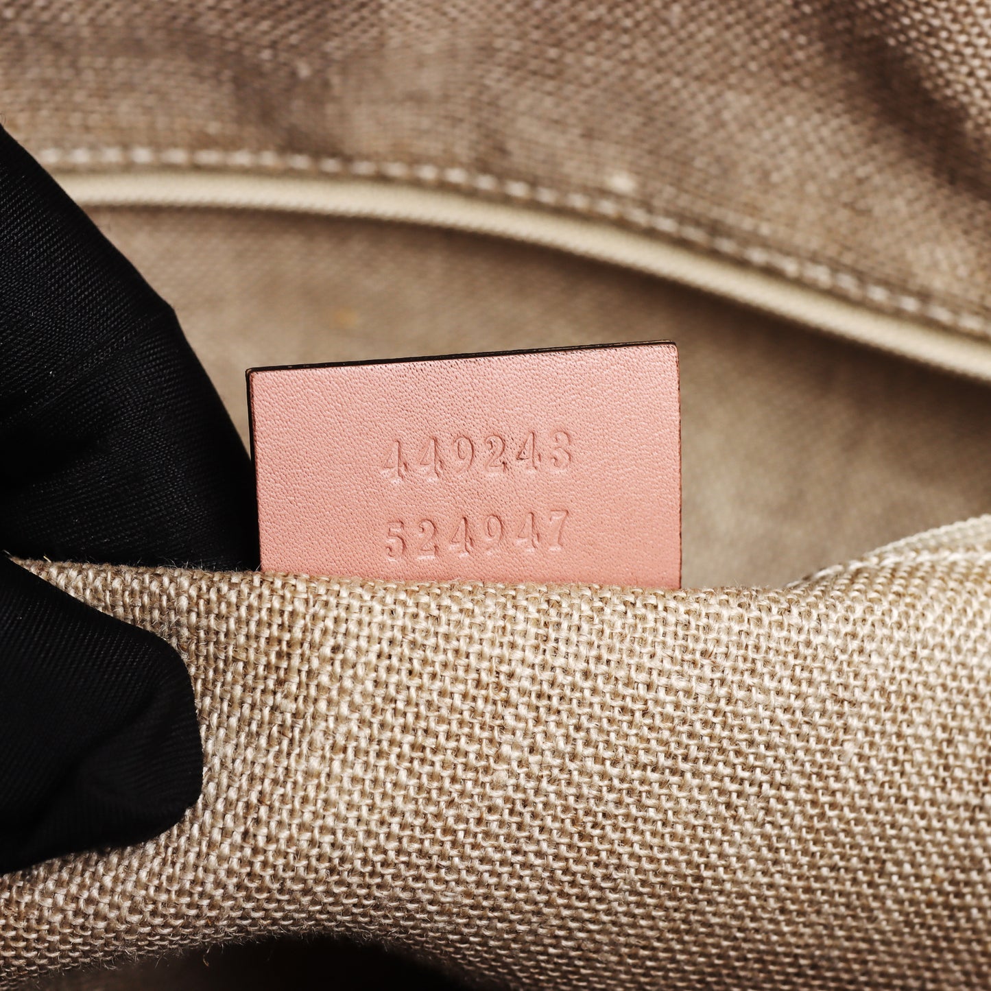 Pre-Owned Gucci Bree Microguccissima Pink Calfskin Shoulder Bag 64749019