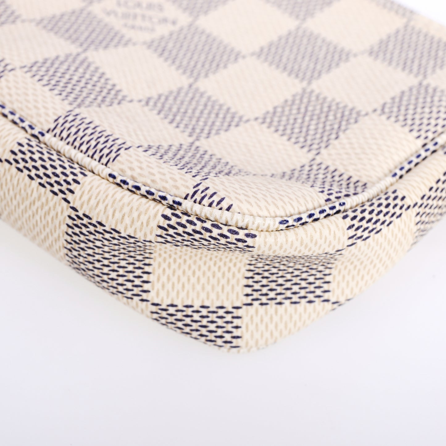 Pre-Owned Louis Vuitton Pochette  Damier Azur Coated Canvas Small Leather Goods 66243972