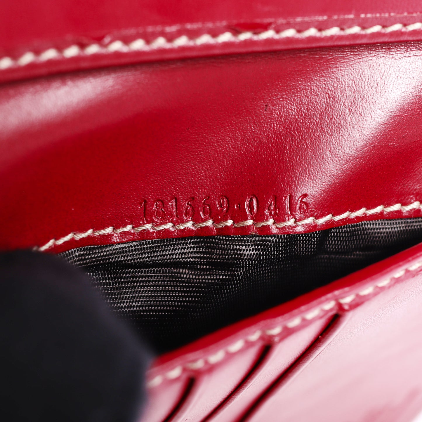 Pre-Owned Gucci GG Supreme Beige Coated Canvas Wallet 68657396