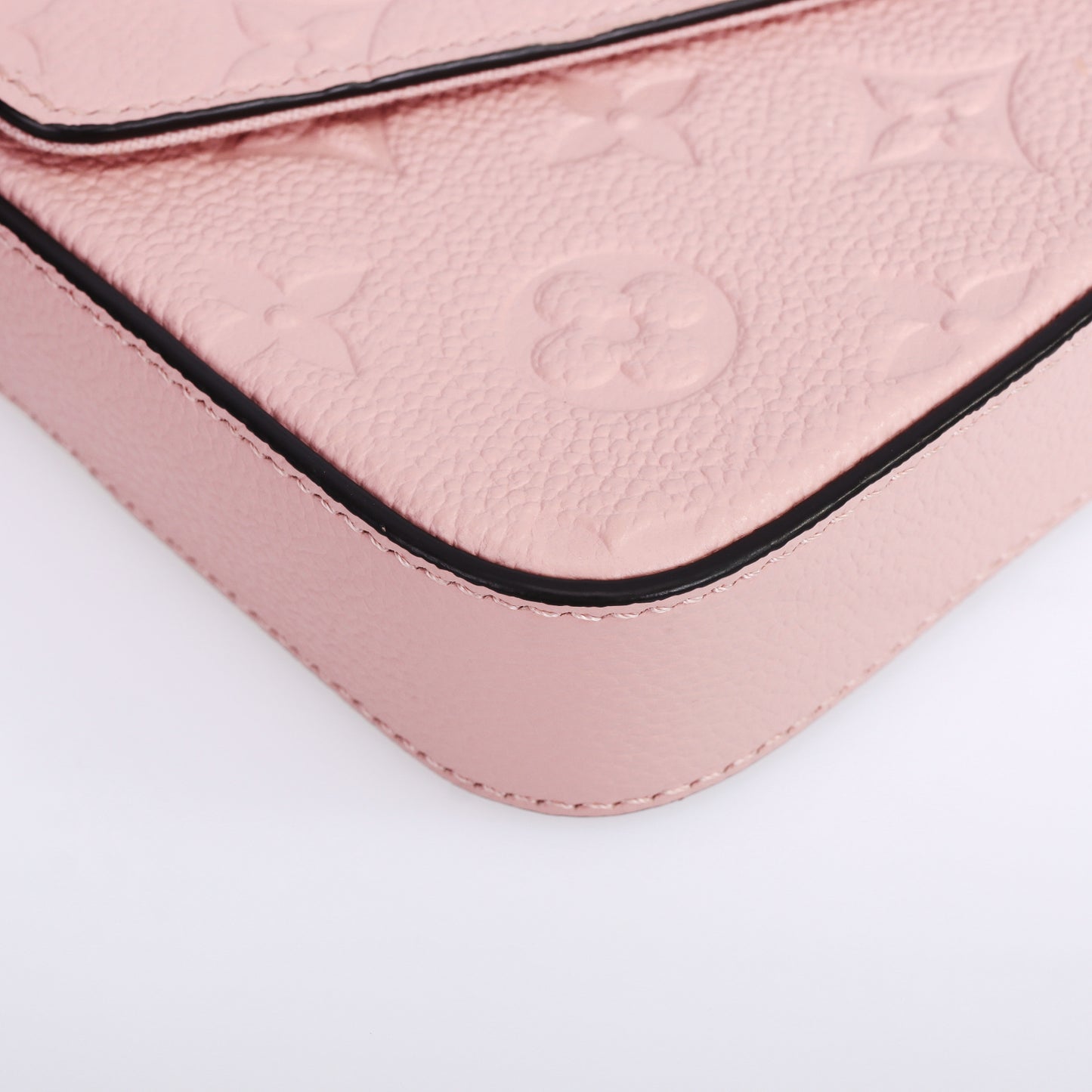 Pre-Owned Louis Vuitton Pochette Félicie Pink Empreinte Calfskin Wallet on Chain 69488887