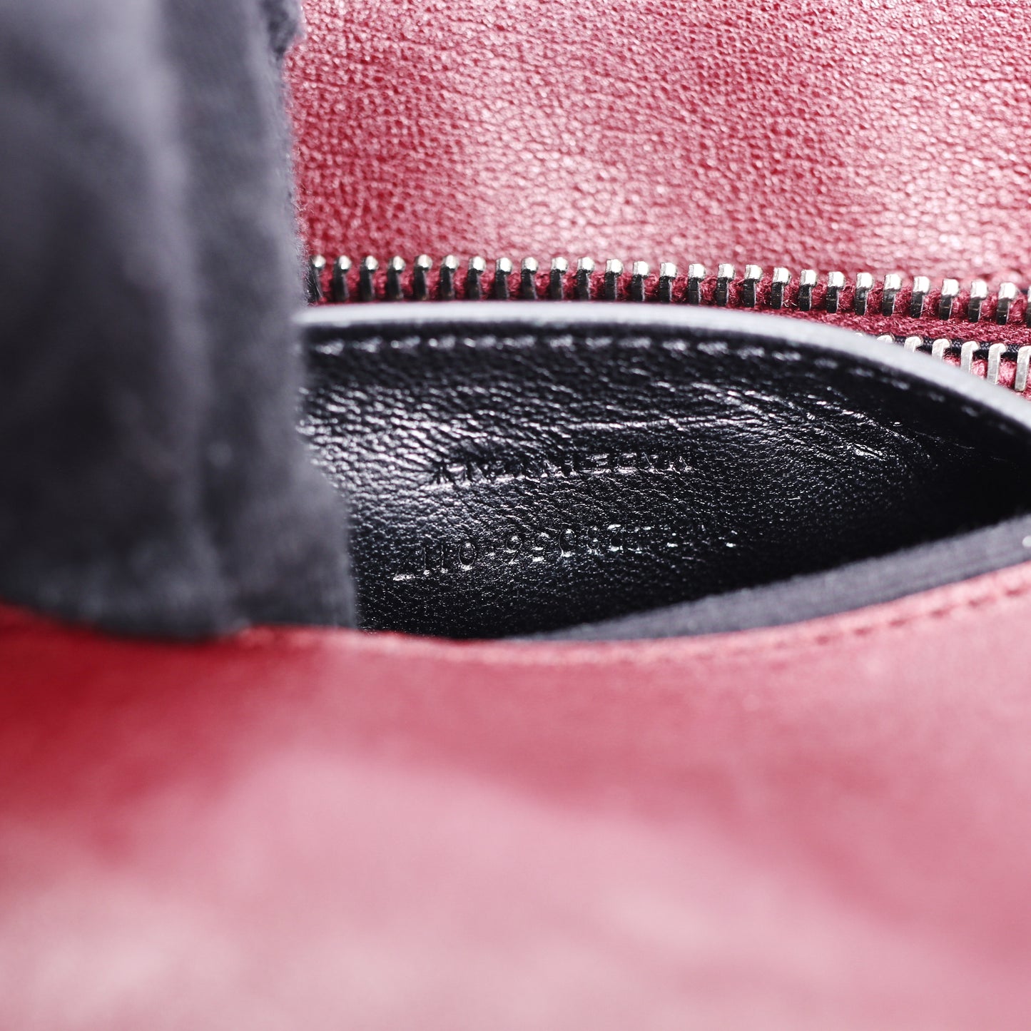 Pre-Owned Saint Laurent Burgundy Chevron Quilted Calfskin 71468058