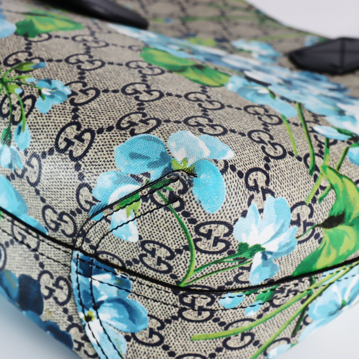 Pre‑Owned Gucci Ebony/Blue Floral GG Supreme coated canvas Tote Bag 73081933