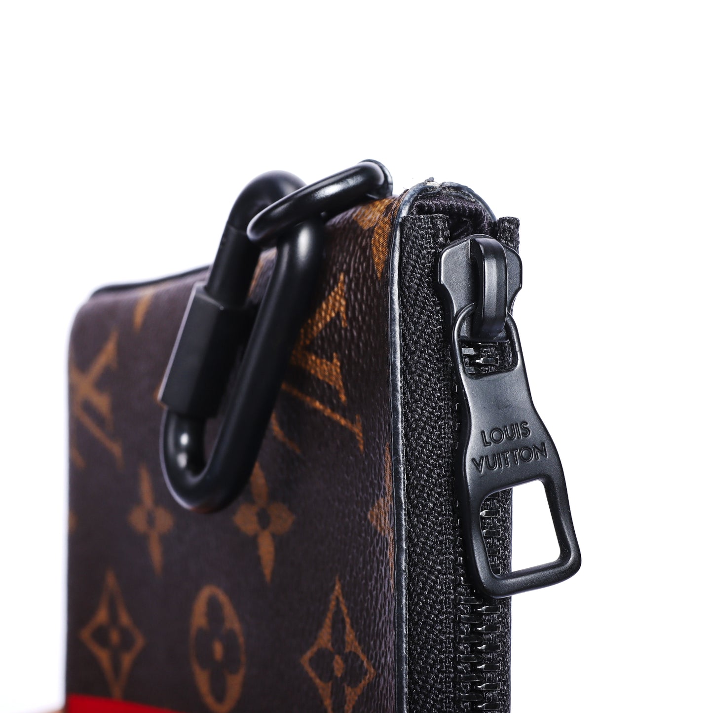 Pre-Owned Louis Vuitton POCHETTE VOYAGE Brown Monogram Coated Canvas Clutch 74695326