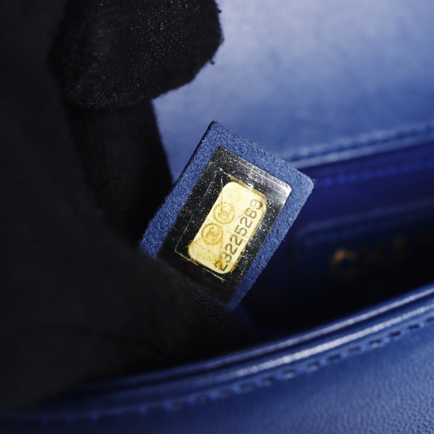 Pre-Owned Chanel Le Boy Small Blue Calfskin Shoulder Bag 76541982