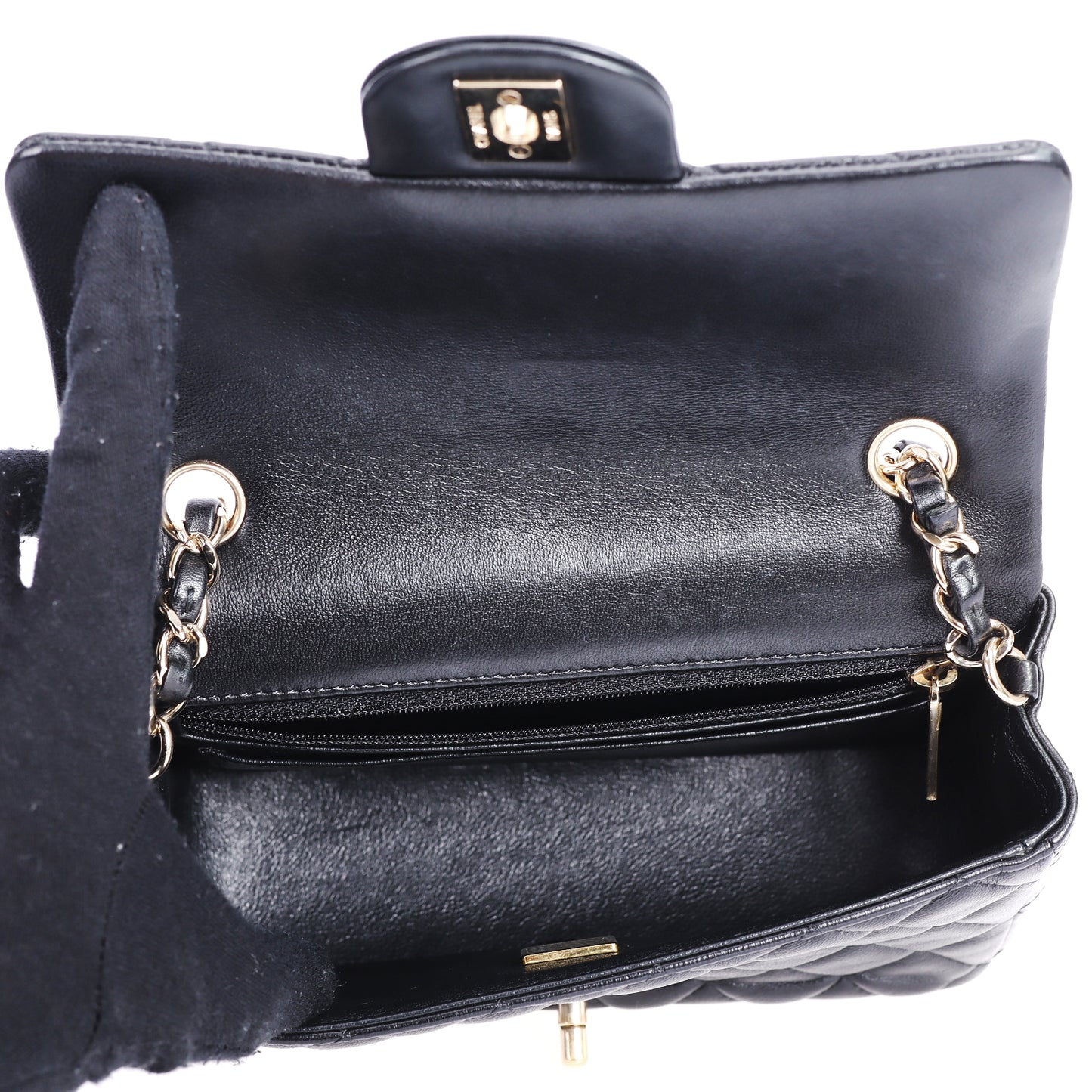 Pre-Owned Chanel Classic Flap Mini Black Lambskin Shoulder Bag 79533024 L