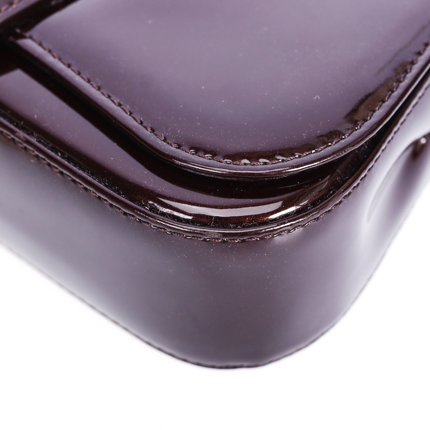 Pre-Owned Louis Vuitton Sobe Burgundy Patent Leather Clutch 81958183