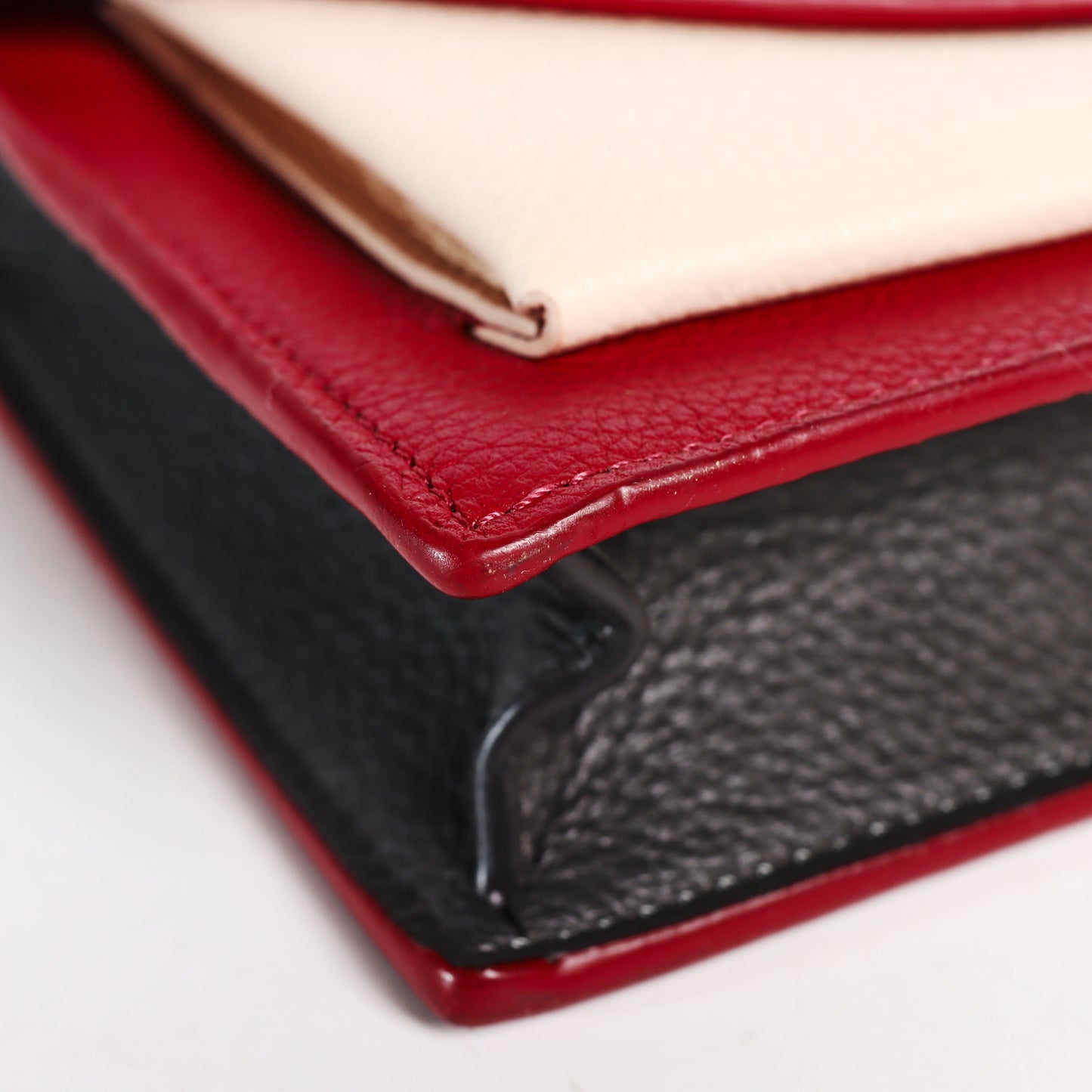 Pre-Owned Louis Vuitton  MyLockMe multicolor Calfskin Wallet on Chain 83434663