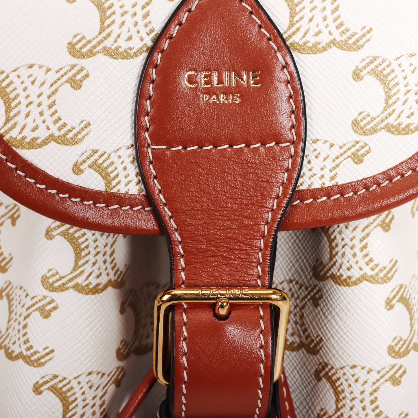 Pre-Owned Celine Triomphe Mini Size White Coated Canvas Backpack 85333323 L