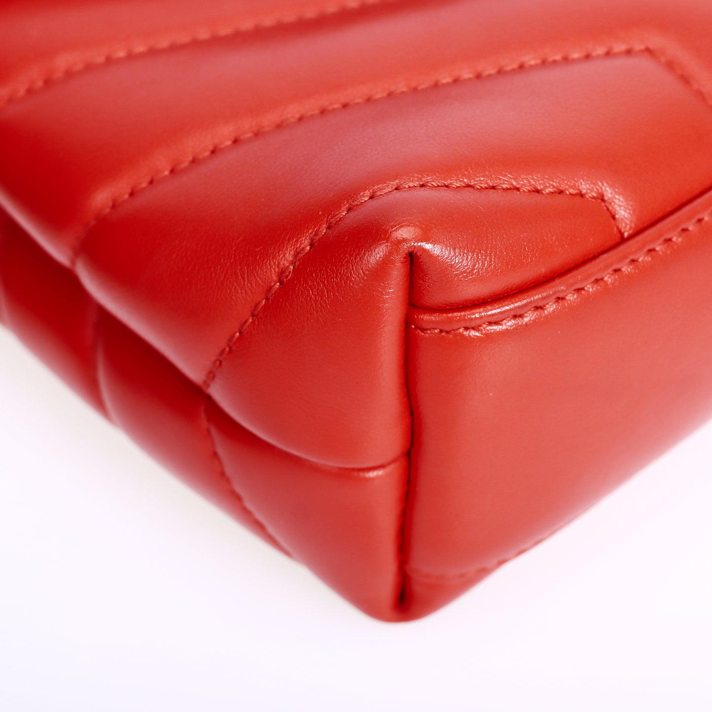 Pre-Owned Saint Laurent Orange-pink Calfskin Leather Envelope Crossbody Bag 87939479