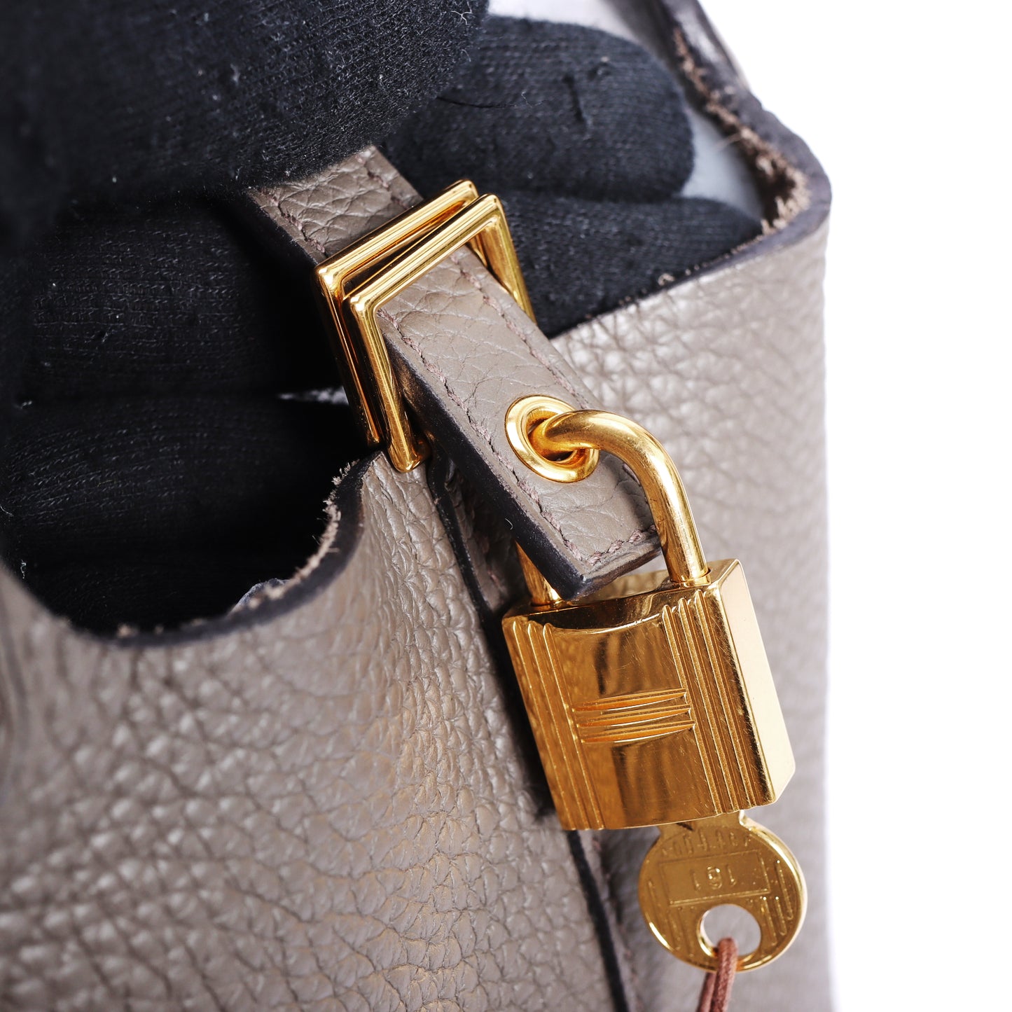 Pre-Owned Hermès Picotin Lock Gris Étain  Taurillon Clémence Leather Top Handle Bag 87945193L