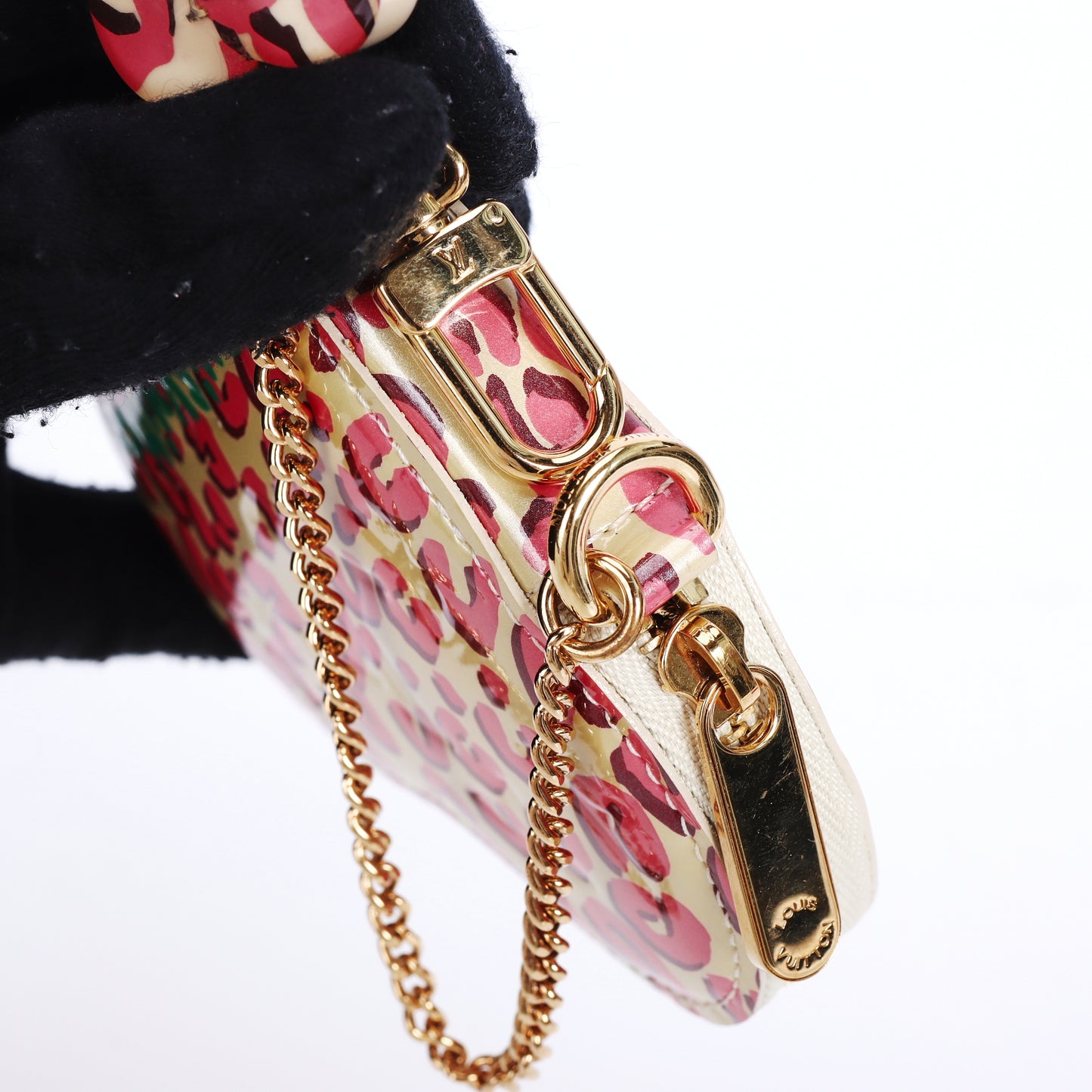 Pre-Owned Louis Vuitton Heart Pink Patent Leather Coin Purse 91580396