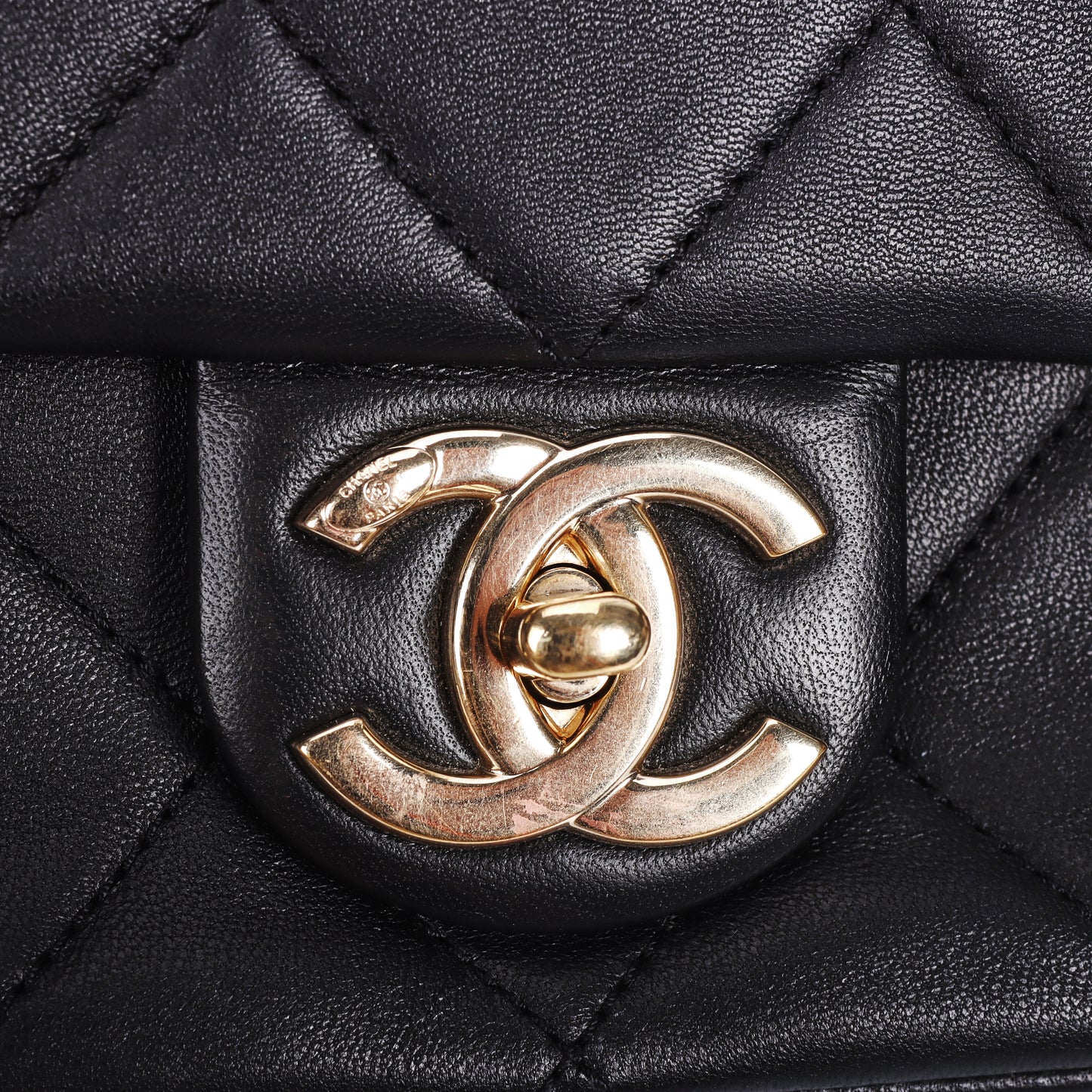 Pre-Owned Chanel Classic Flap Large Size Black Lambskin Shoulder Bag 94566994