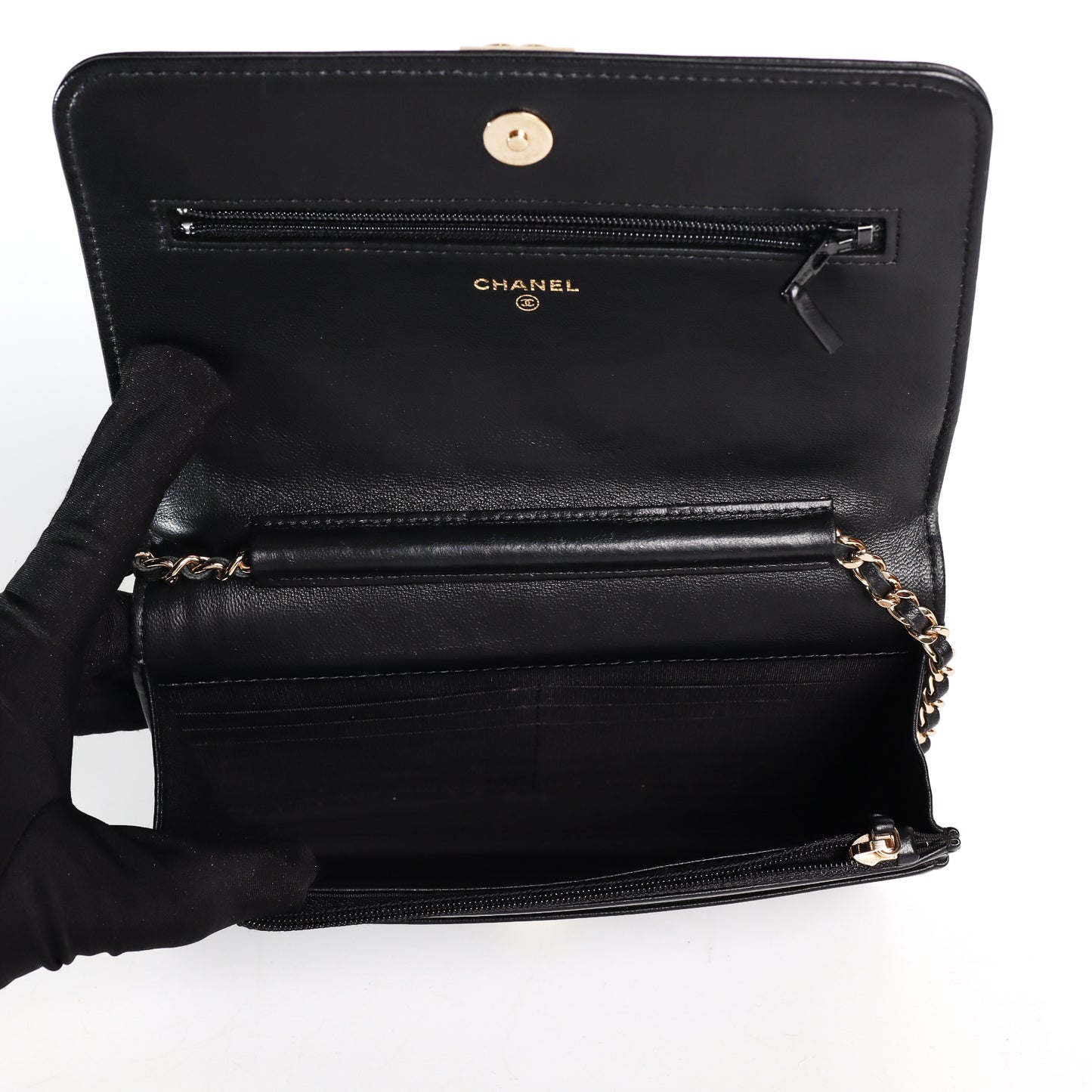 Pre-Owned Chanel Boy Black Lambskin Wallet on Chain 94594327